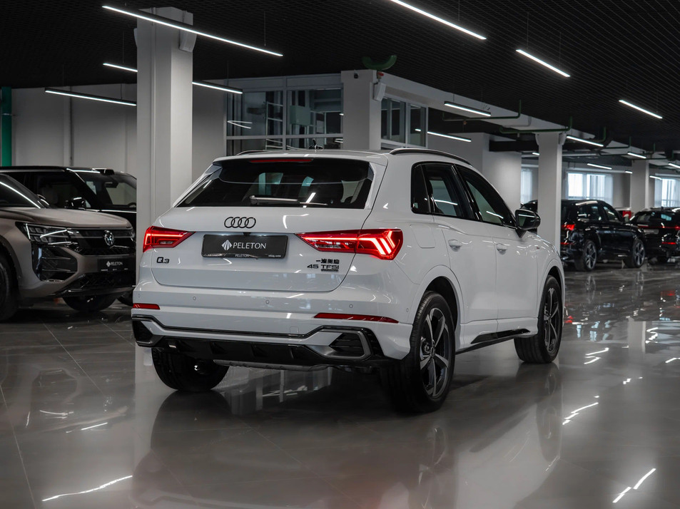 Автомобиль с пробегом Audi Q3 в городе Москва ДЦ - PELETON Юг