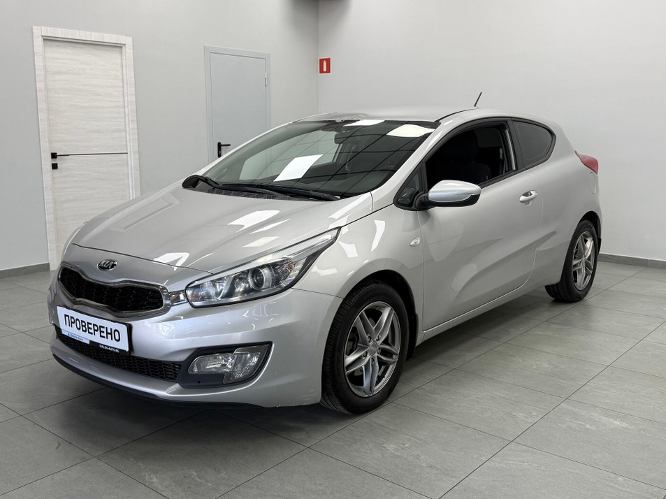 Автомобиль с пробегом Kia Ceed в городе Казань ДЦ - Диалог Авто Камалеева