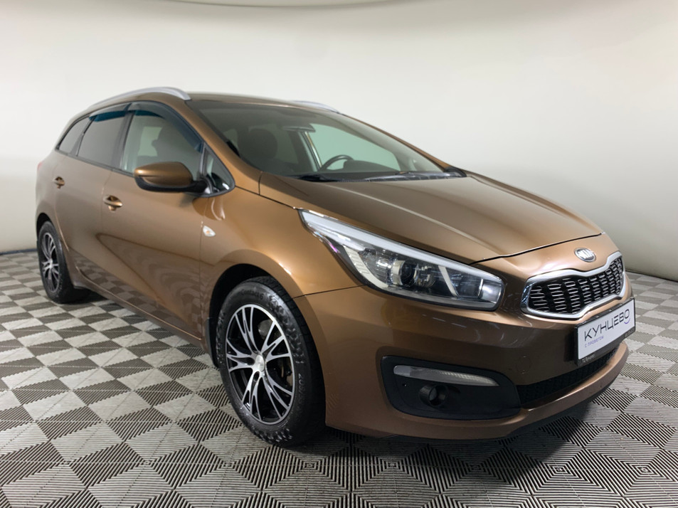 Автомобиль с пробегом Kia Ceed в городе Одинцово ДЦ - ТЦ Кунцево