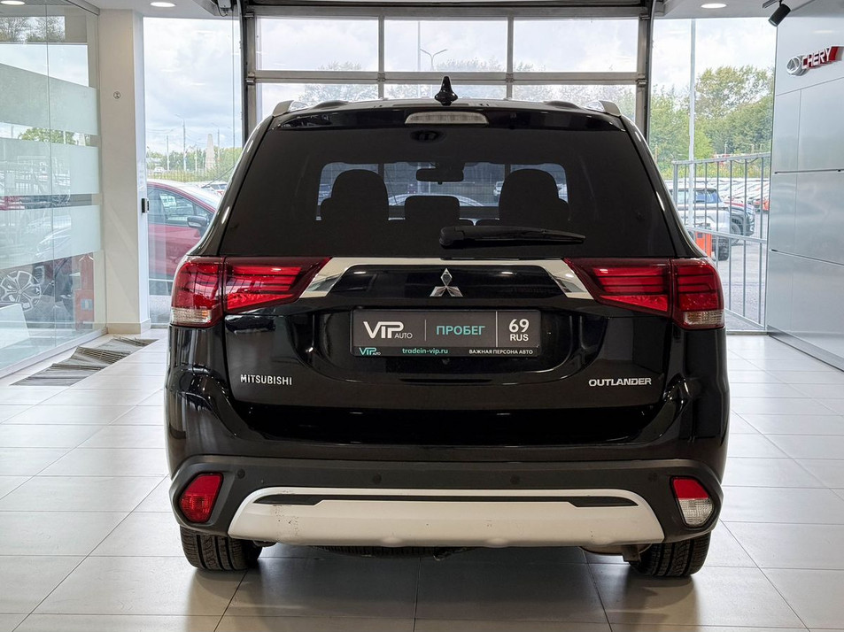 Автомобиль с пробегом Mitsubishi Outlander в городе Тверь ДЦ - Важная Персона - Авто г. Тверь