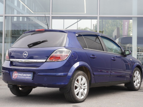 Автомобиль с пробегом Opel Astra в городе Ульяновск ДЦ - Авторай-ЭКСПЕРТ (Левый берег)