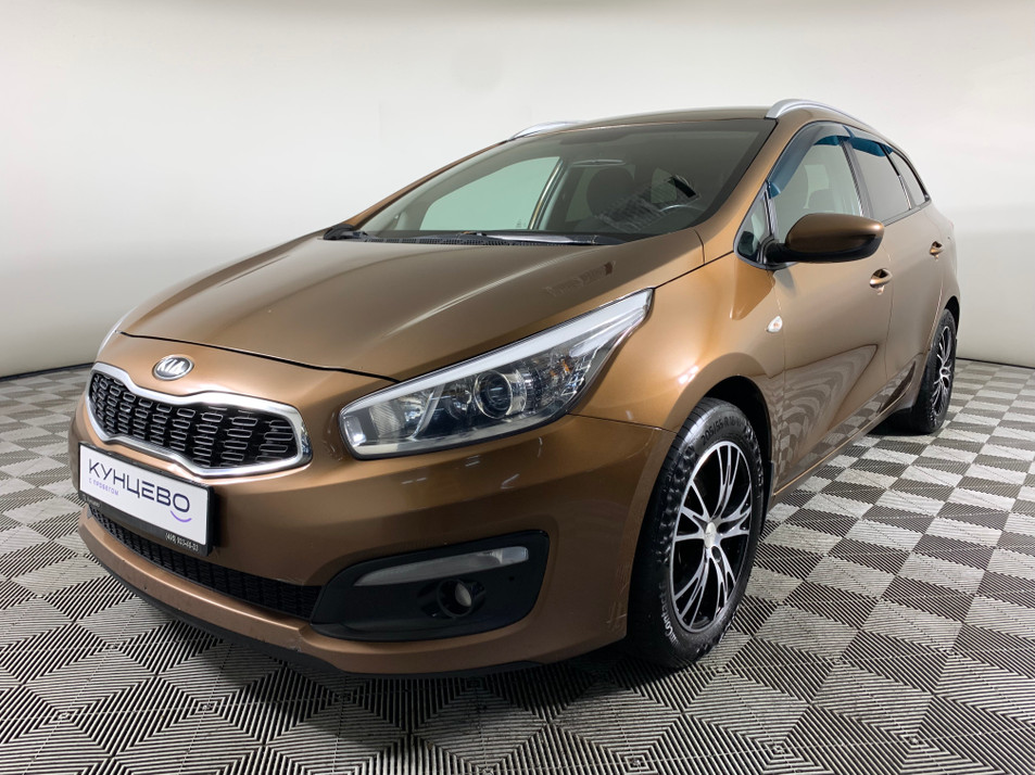 Автомобиль с пробегом Kia Ceed в городе Одинцово ДЦ - ТЦ Кунцево