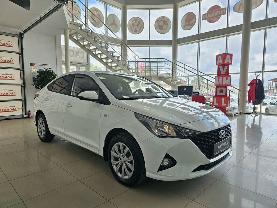 Автомобиль с пробегом Hyundai Solaris в городе Минеральные Воды ДЦ - Автомолл МинВоды