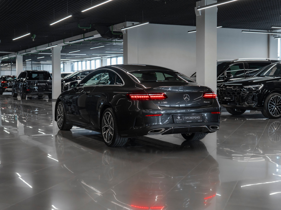 Автомобиль с пробегом Mercedes‑Benz E-Класс в городе Москва ДЦ - PANGO Центр PELETON