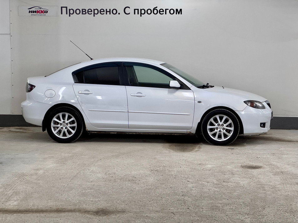 Автомобиль с пробегом Mazda 3 в городе Тюмень ДЦ - PANGO Центр АвтоМакс