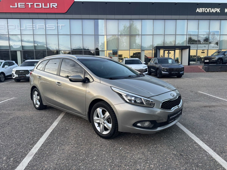 Автомобиль с пробегом Kia Ceed в городе Кострома ДЦ - АВТОПАРК КОСТРОМА