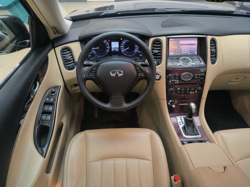 Автомобиль с пробегом Infiniti QX50 в городе Краснодар ДЦ - ААА Моторс Краснодар