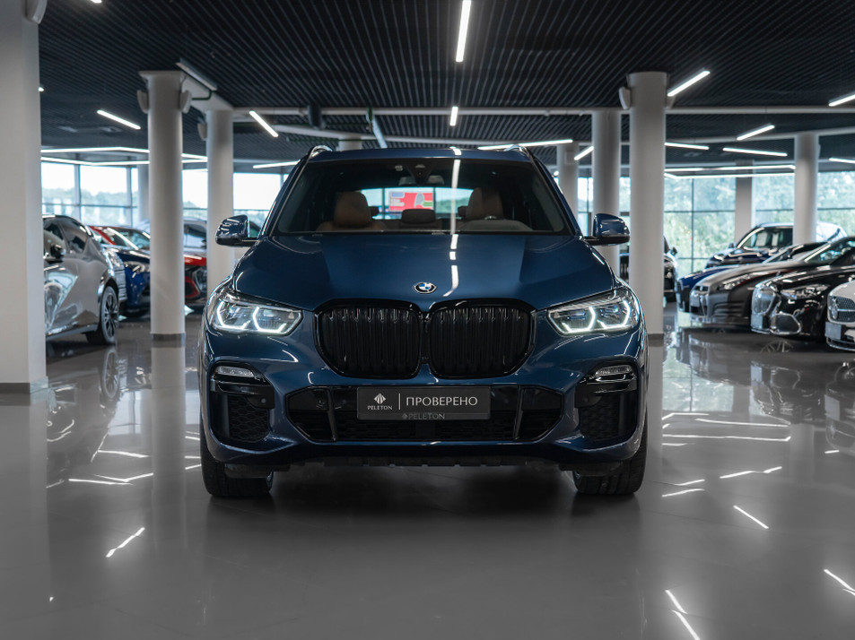 Автомобиль с пробегом BMW X5 в городе Москва ДЦ - PANGO Центр PELETON
