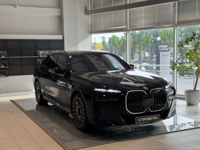 Автомобиль с пробегом BMW 7 серии в городе Екатеринбург ДЦ - Свободный склад USED (Европа Авто / Ауди Центр Екатеринбург / АЦ Космонавтов) (с пробегом)