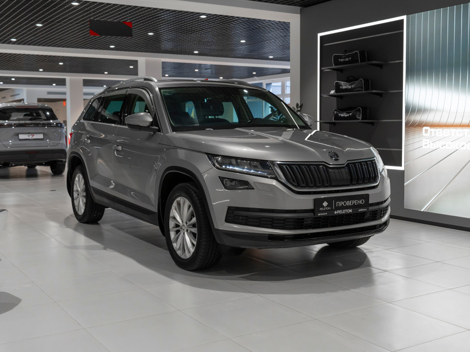 Автомобиль с пробегом SKODA Kodiaq в городе Москва ДЦ - PELETON Юг