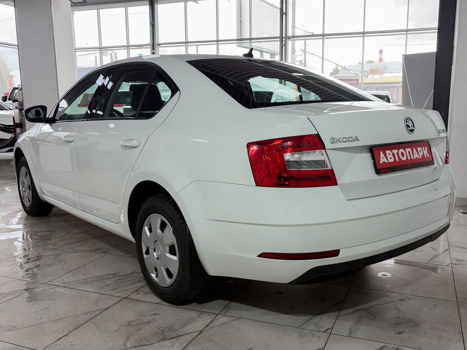 Автомобиль с пробегом SKODA Octavia в городе Ярославль ДЦ - PANGO Центр Автопарк