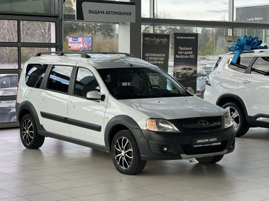 Автомобиль с пробегом LADA Largus в городе Екатеринбург ДЦ - Lucky Motors на Эскадронной