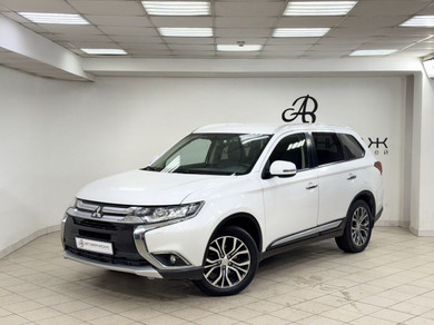 Автомобиль с пробегом Mitsubishi Outlander в городе Санкт-Петербург ДЦ - Автовернисаж