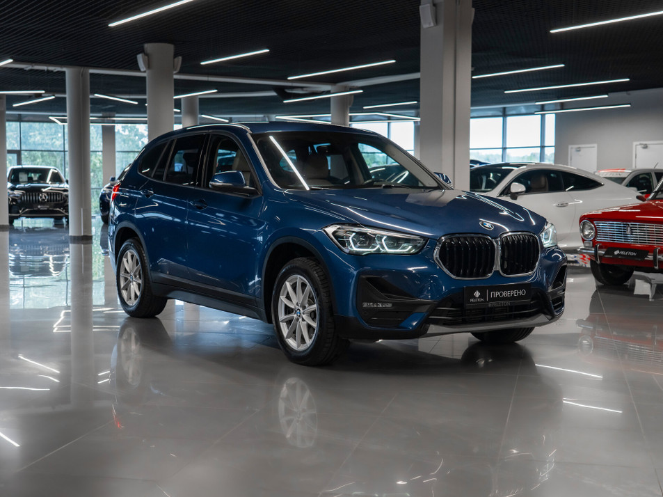 Автомобиль с пробегом BMW X1 в городе Москва ДЦ - PANGO Центр PELETON