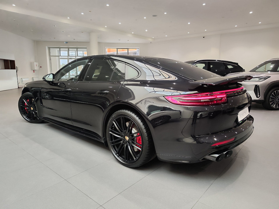 Автомобиль с пробегом Porsche Panamera в городе Москва ДЦ - PANGO Центр БалтАвтоТрейд - М