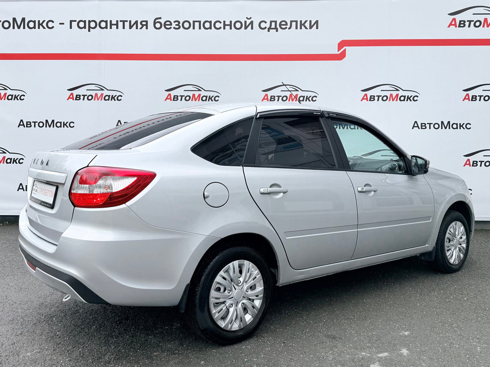 Автомобиль с пробегом LADA Granta в городе Тюмень ДЦ - PANGO Центр АвтоМакс