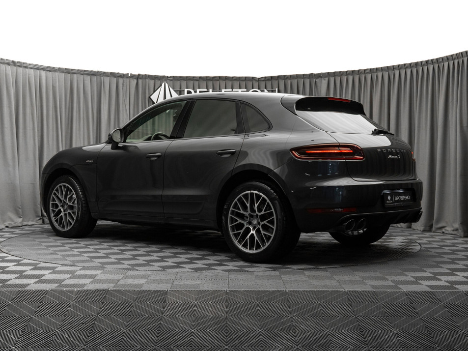 Автомобиль с пробегом Porsche Macan в городе Москва ДЦ - PANGO Центр PELETON