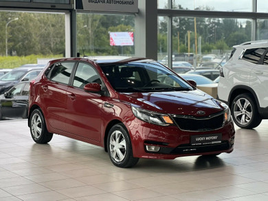 Автомобиль с пробегом Kia Rio в городе Екатеринбург ДЦ - Lucky Motors на Эскадронной