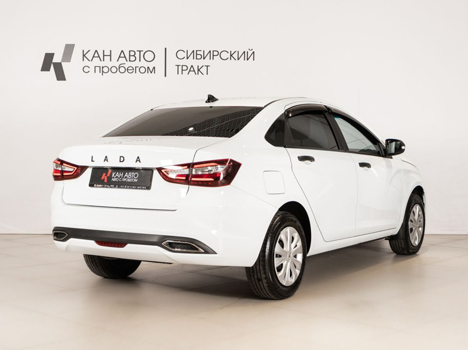 Автомобиль с пробегом LADA Vesta в городе Казань ДЦ - КАЭ Сибирский тракт