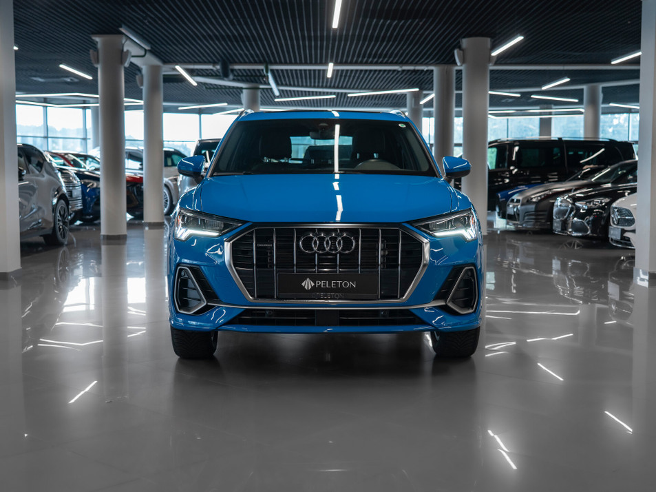Автомобиль с пробегом Audi Q3 в городе Москва ДЦ - PANGO&nbsp;Центр PELETON