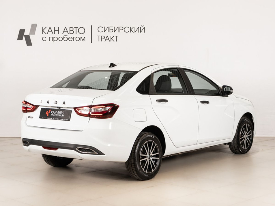Автомобиль с пробегом LADA Vesta в городе Казань ДЦ - КАЭ Сибирский тракт