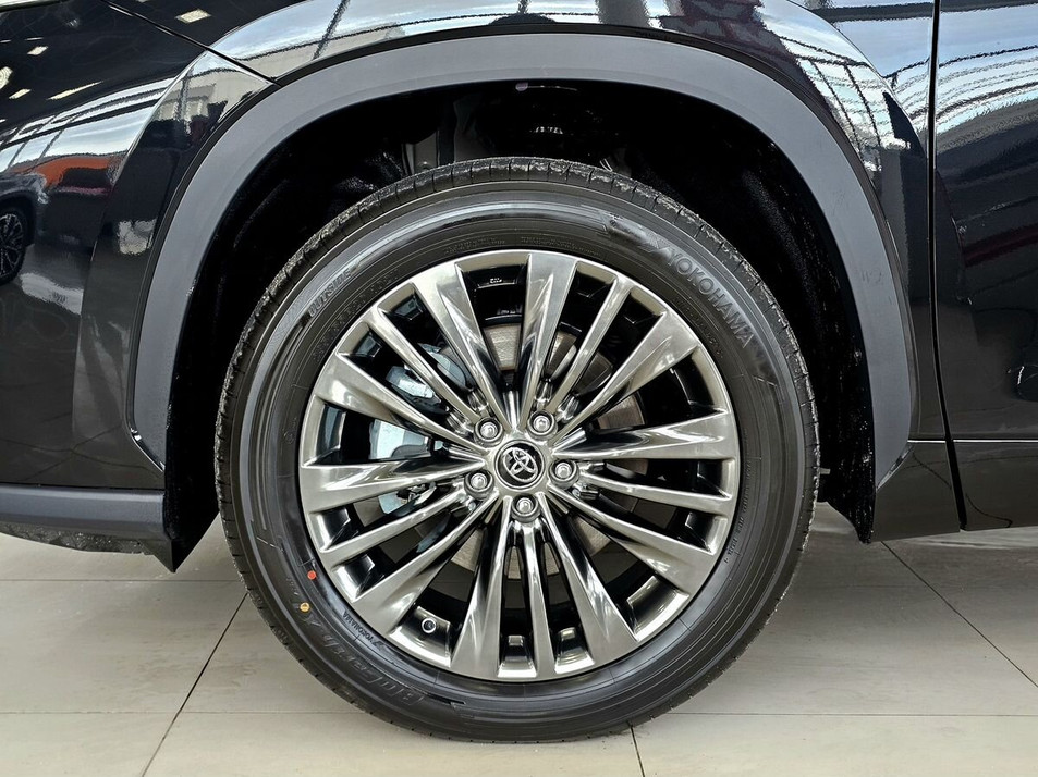 Автомобиль с пробегом Toyota Highlander в городе Минеральные Воды ДЦ - Автомолл МинВоды