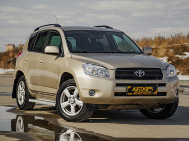 Автомобиль с пробегом Toyota RAV4 в городе Тюмень ДЦ - Центр по продаже автомобилей с пробегом АвтоКиПр