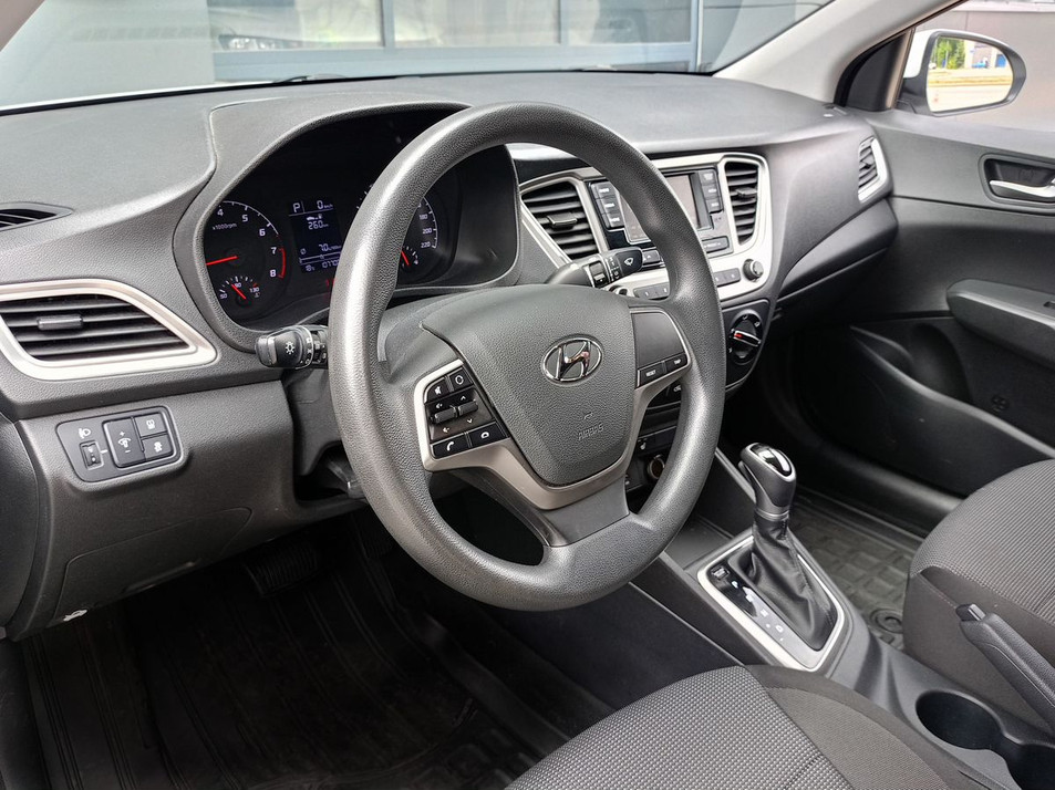 Автомобиль с пробегом Hyundai Solaris в городе Казань ДЦ - КАН АВТО Казань