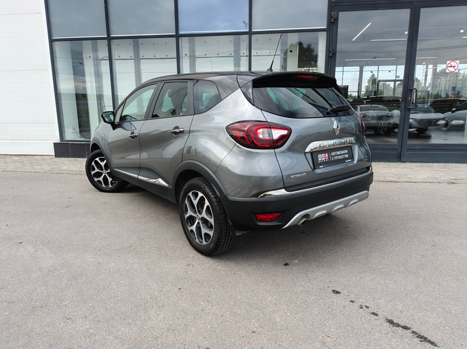 Автомобиль с пробегом Renault Kaptur в городе Воронеж ДЦ - PANGO Центр Юг