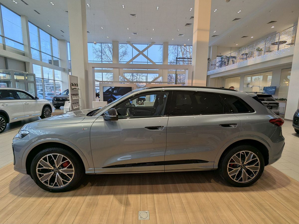 Автомобиль с пробегом Audi Q5 в городе Нижний Новгород ДЦ - Луидор-Авто