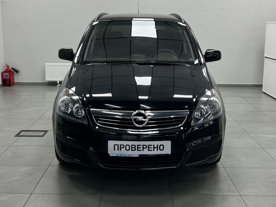 Автомобиль с пробегом Opel Zafira в городе Казань ДЦ - Диалог Авто Камалеева