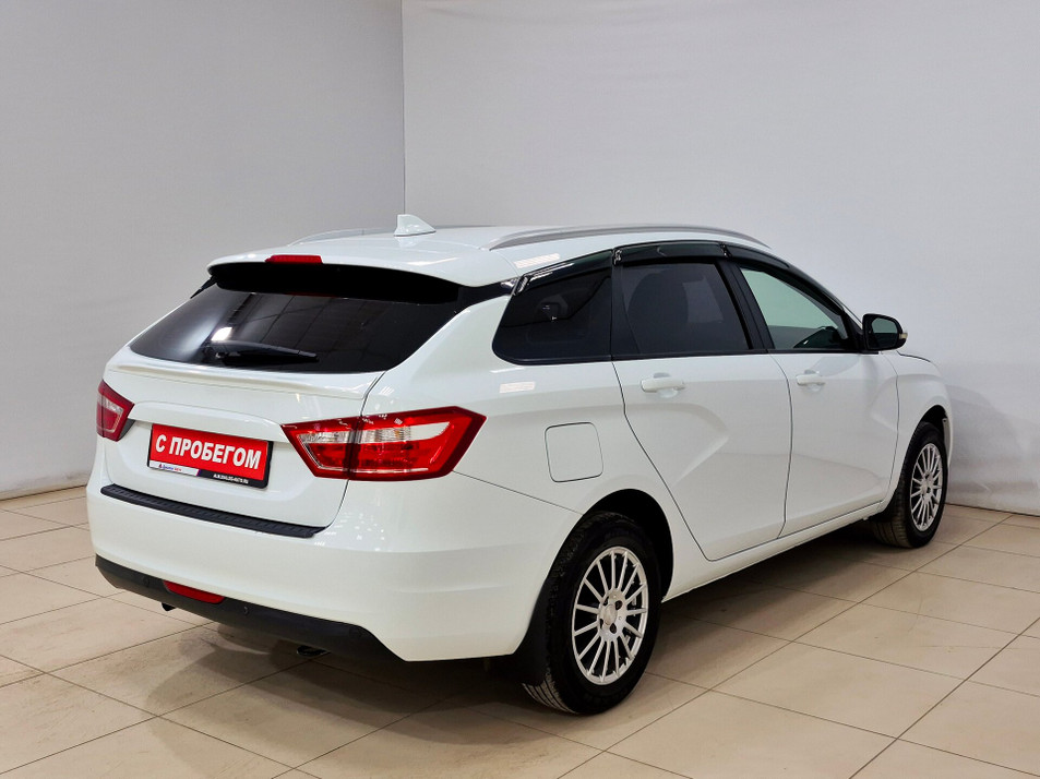 Автомобиль с пробегом LADA Vesta в городе Альметьевск ДЦ - Тюленина