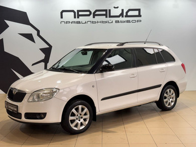 Автомобиль с пробегом SKODA Fabia в городе Ростов-на-Дону ДЦ - Прайд Авто с пробегом на Малиновского 172