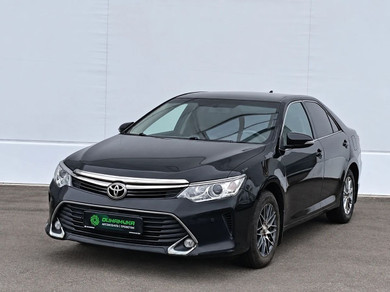 Автомобиль с пробегом Toyota Camry 2017 в Архангельск