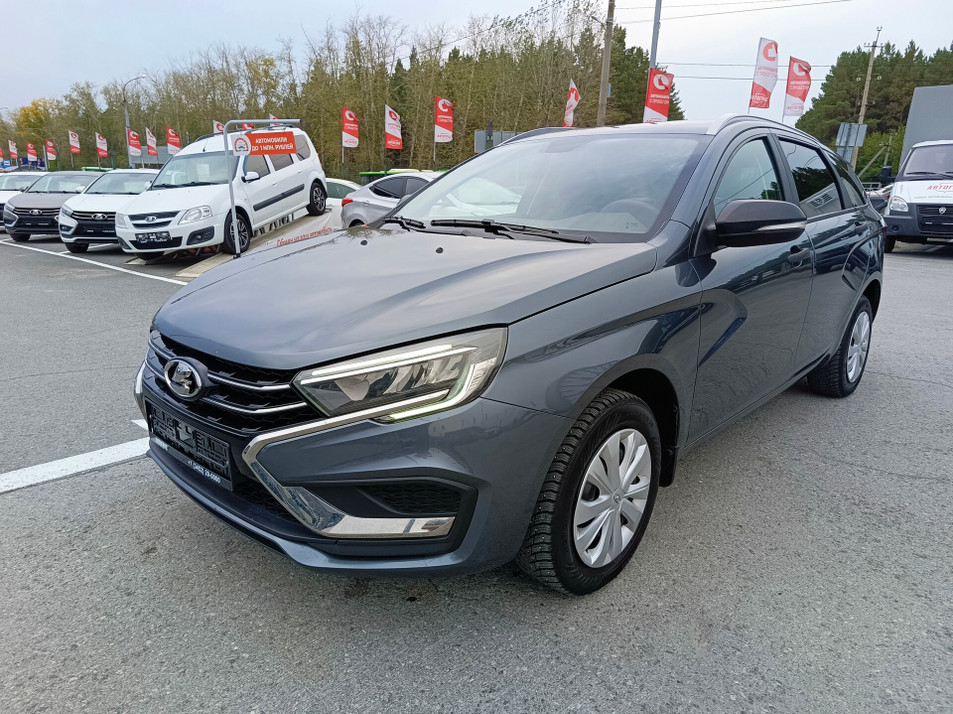 Автомобиль с пробегом LADA Vesta в городе Тюмень ДЦ - PANGO Центр Автоград