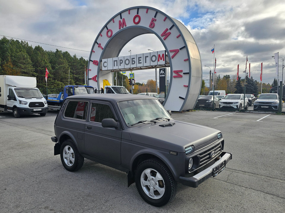 Автомобиль с пробегом LADA 2121 (4x4) в городе Тюмень ДЦ - PANGO Центр Автоград