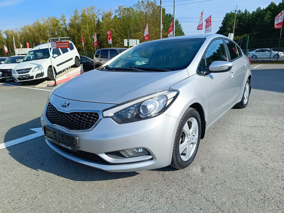 Автомобиль с пробегом Kia Cerato в городе Тюмень ДЦ - PANGO Центр Автоград