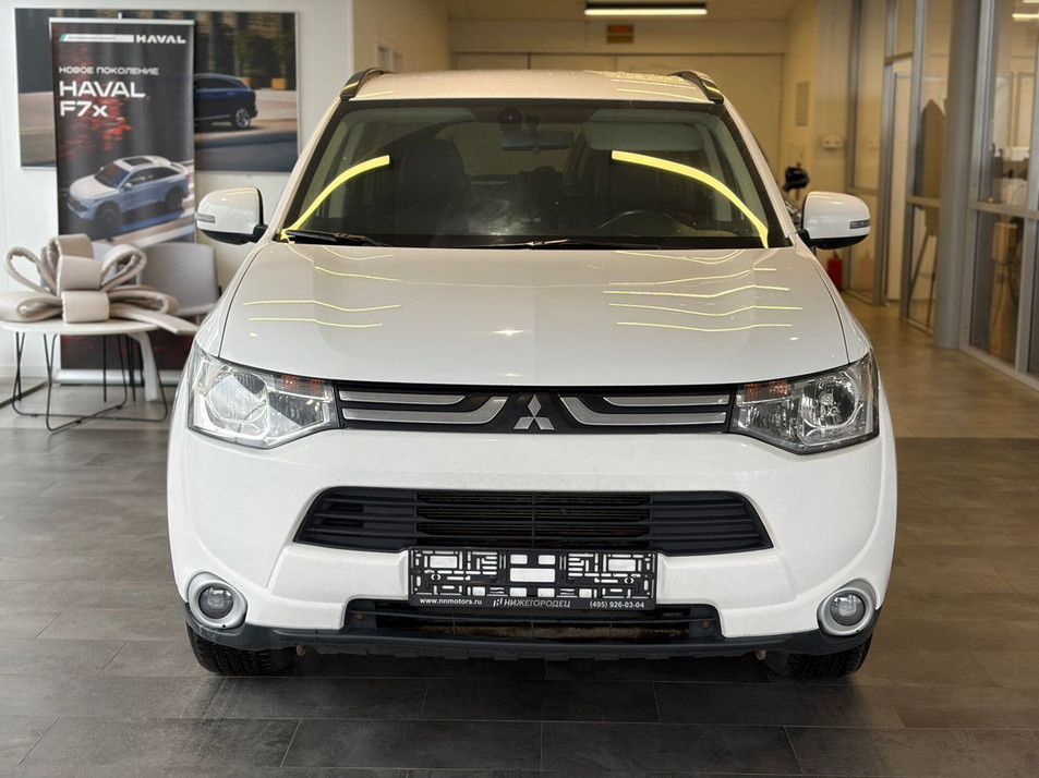 Автомобиль с пробегом Mitsubishi Outlander в городе Реутов ДЦ - PANGO Центр Нижегородец Реутов