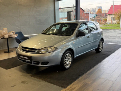 Автомобиль с пробегом Chevrolet Lacetti в городе Екатеринбург ДЦ - Lucky Motors на Эскадронной