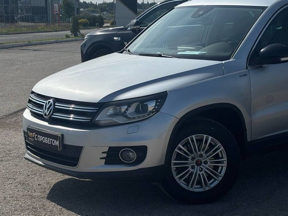 Автомобиль с пробегом Volkswagen Tiguan в городе Самара ДЦ - PANGO Центр АсАвто Самара