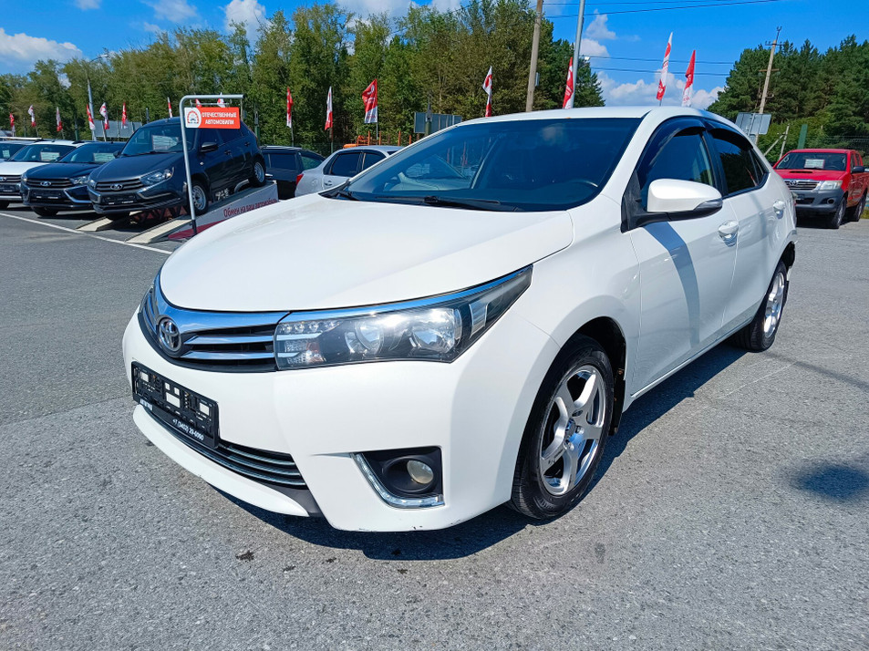 Автомобиль с пробегом Toyota Corolla в городе Тюмень ДЦ - PANGO Центр Автоград