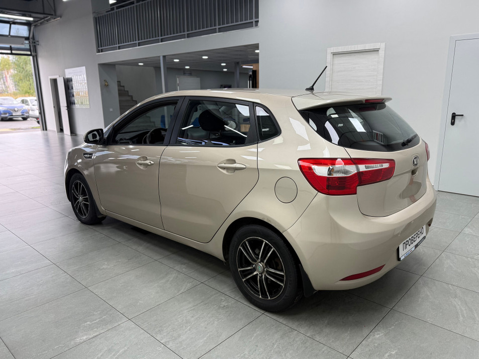 Автомобиль с пробегом Kia Rio в городе Казань ДЦ - Диалог Авто Камалеева