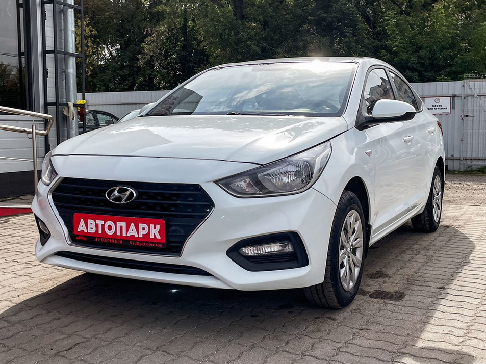 Автомобиль с пробегом Hyundai Solaris в городе Ярославль ДЦ - Автопарк 76 на Менжинского