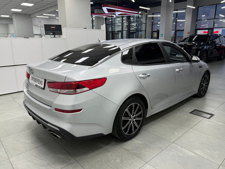 Автомобиль с пробегом Kia Optima в городе Казань ДЦ - Диалог Авто Камалеева