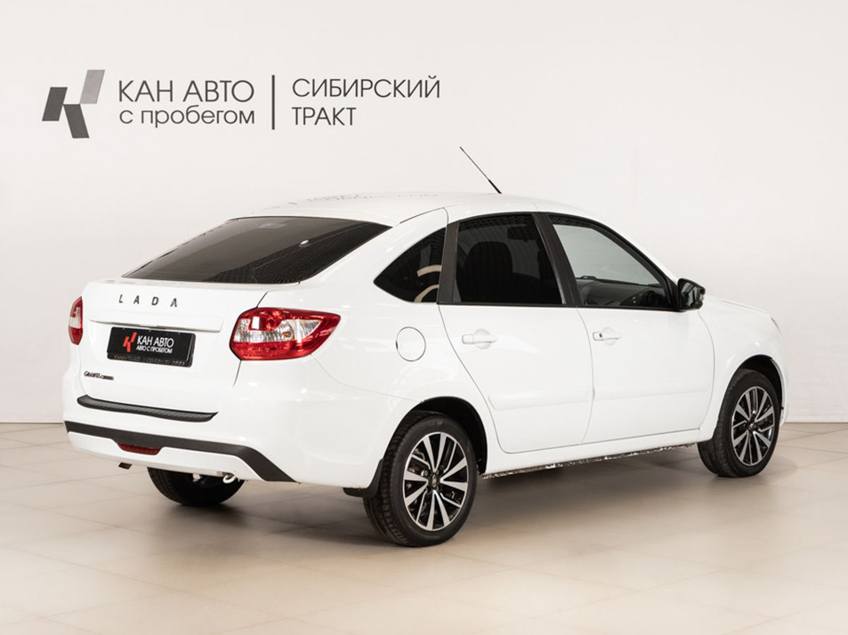 Автомобиль с пробегом LADA Granta в городе Казань ДЦ - КАЭ Сибирский тракт