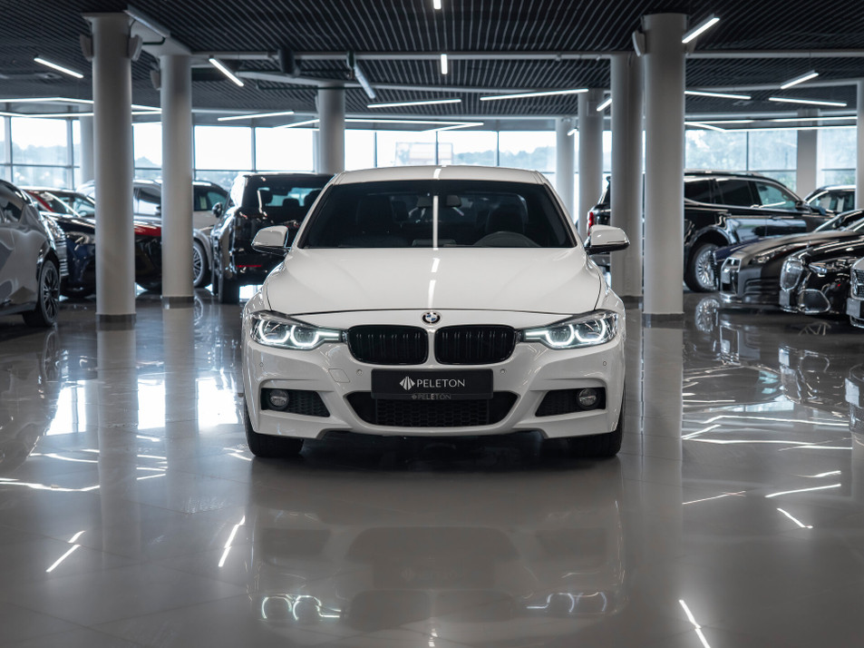 Автомобиль с пробегом BMW 3 серии в городе Москва ДЦ - PANGO&nbsp;Центр PELETON
