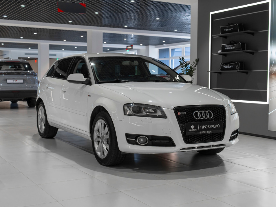 Автомобиль с пробегом Audi A3 в городе Москва ДЦ - PELETON Юг
