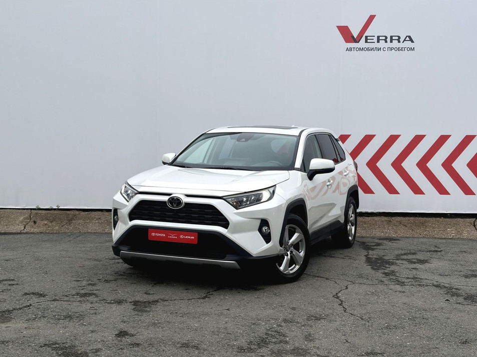 Автомобиль с пробегом Toyota RAV4 в городе Пермь ДЦ - VERRA Авто с пробегом ГХ