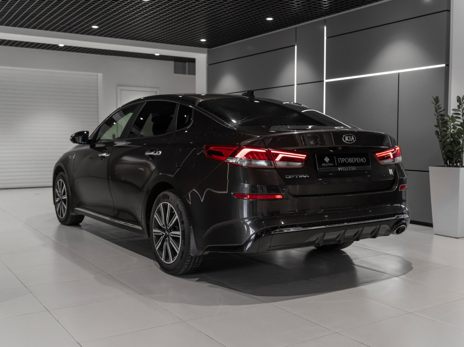 Автомобиль с пробегом Kia Optima в городе Москва ДЦ - PELETON Юг