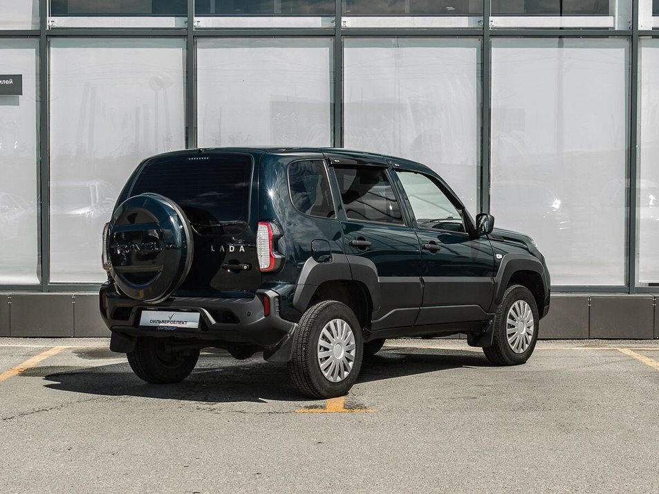 Автомобиль с пробегом LADA Niva Travel в городе Магнитогорск ДЦ - СИЛЬВЕР.SELECT 113